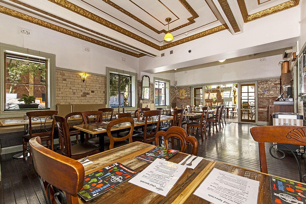 Commonwealth Hotel Ньюкасл Экстерьер фото